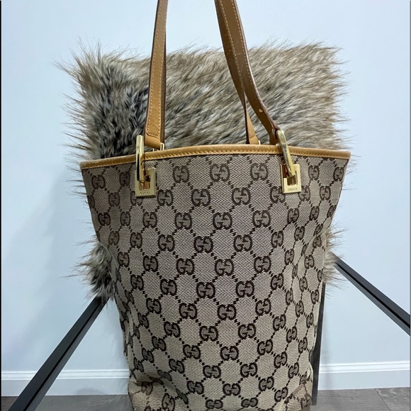 Gucci gg monogram bucket bag - Picture 1 of 7